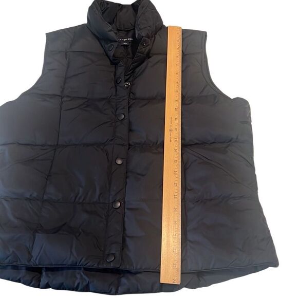 Lands' End Black Nylon Snap Closure Puffer Down Vest Size Large - Picture 9 of 9